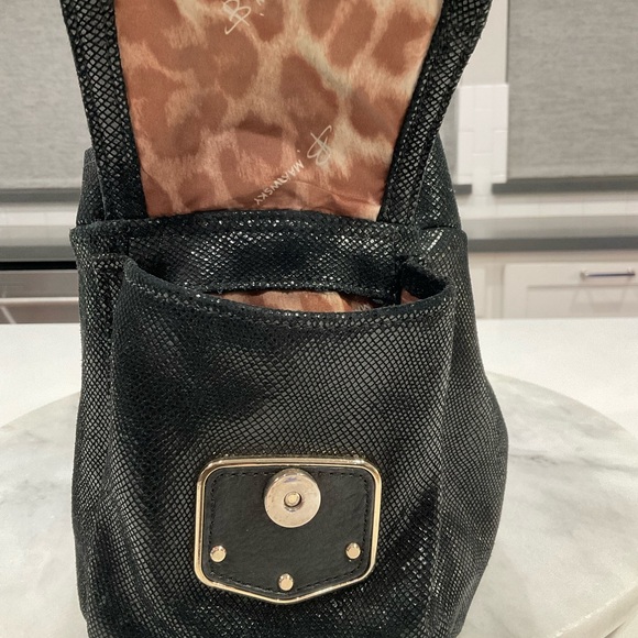 B Makowsky Black Hobo Bag GUC - Picture 4 of 16